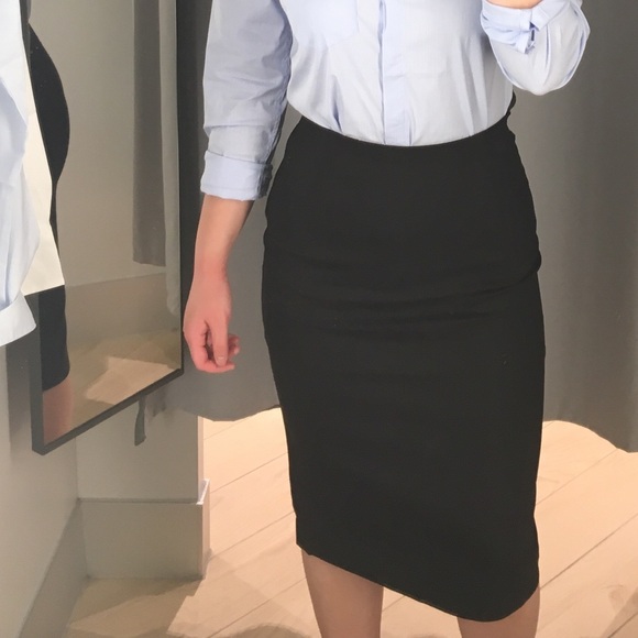 H&M Pencil Skirt Size 6 Black - Picture 1 of 5